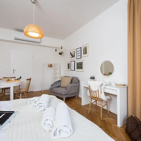 Empirent Petrin Park Aparthotel Praag
