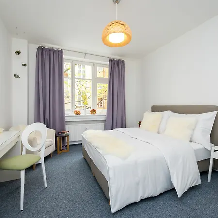 Empirent Petrin Park 4* Praag